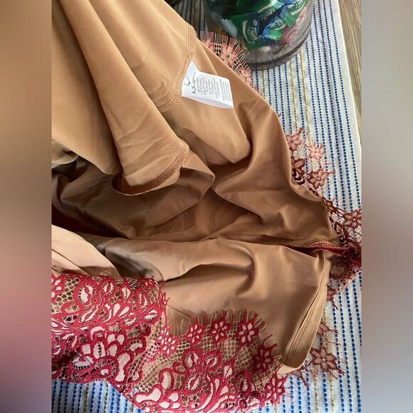 For Love And Lemons Vika Mini Dress Size M Lace Red rods on top - Picture 15 of 17